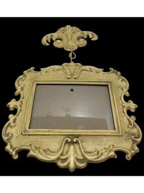 Vintage Ornate Yellow Hanging Picture Frame With Fleur-De-Lis Accent 4" x 6" Dis